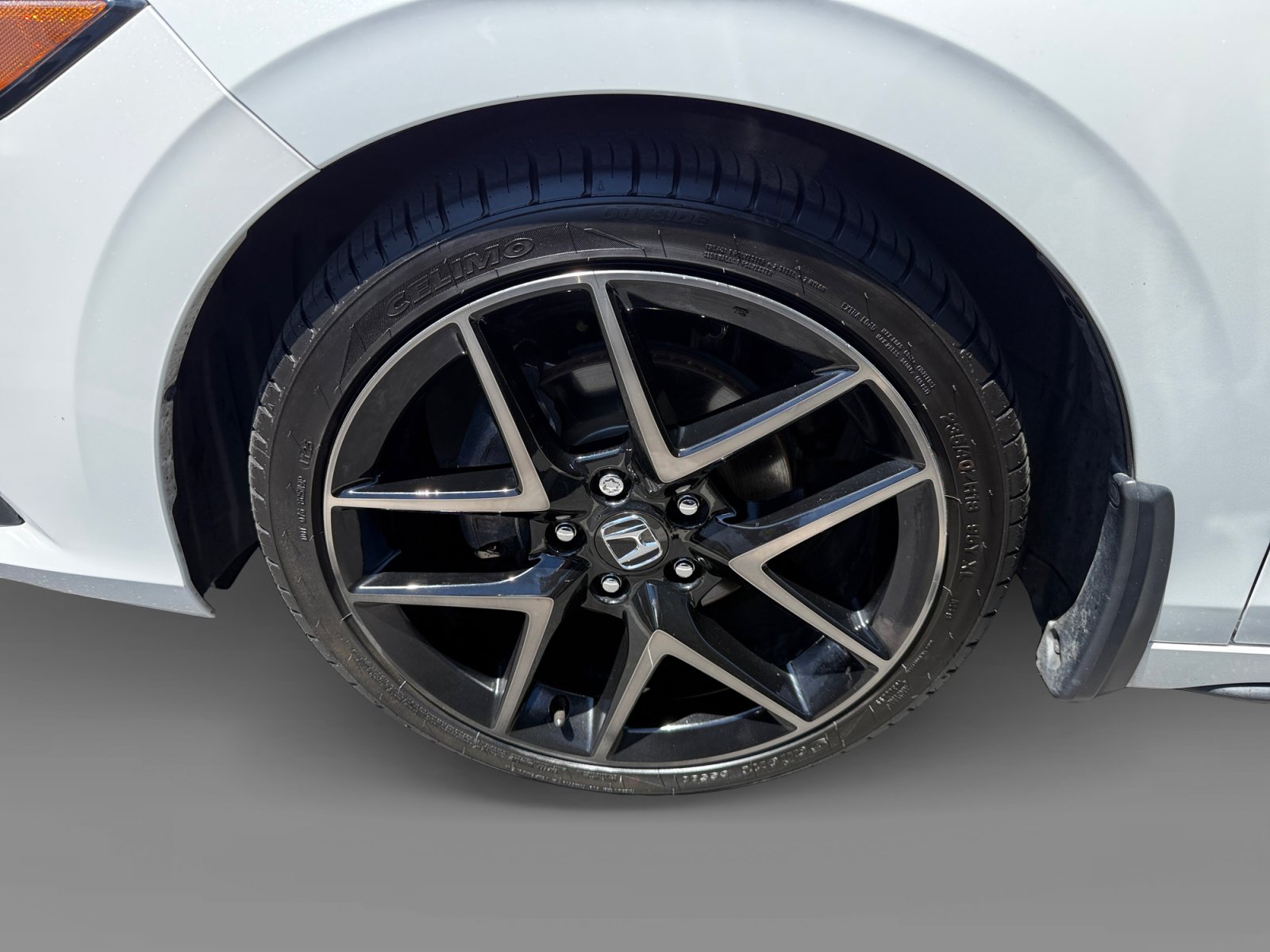 Used 2022 Honda Civic Sport Touring image 9