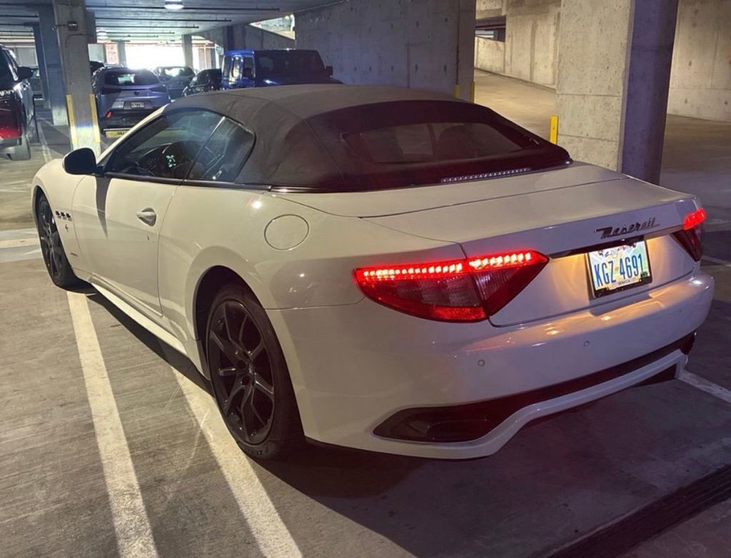 Used 2016 Maserati GranTurismo Sport image 4