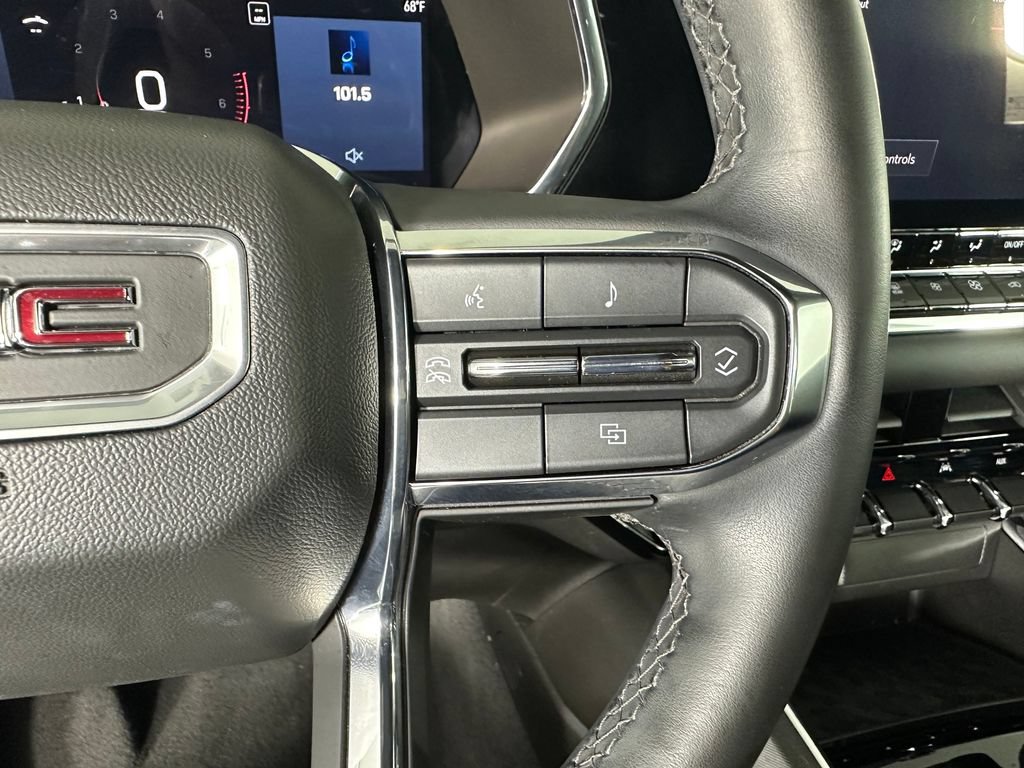 Used 2024 GMC Canyon Elevation w/ Convenience Package AWD/4WD image 14