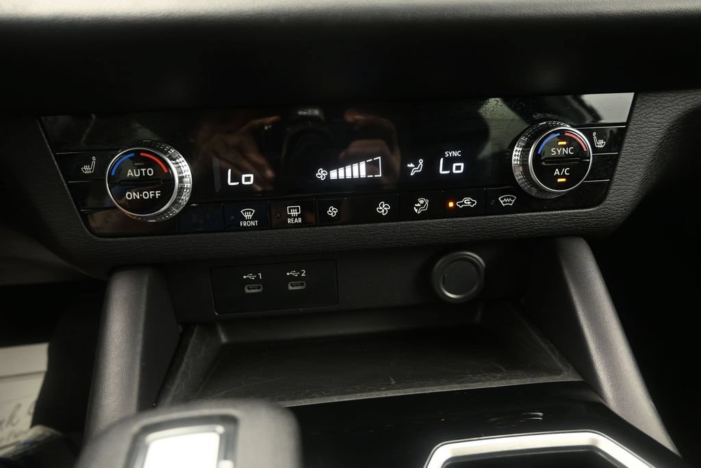 Used 2025 Mitsubishi Outlander ES AWD/4WD image 28