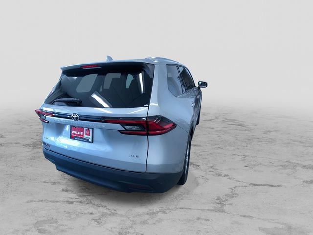 Used 2025 Toyota Grand Highlander AWD image 12