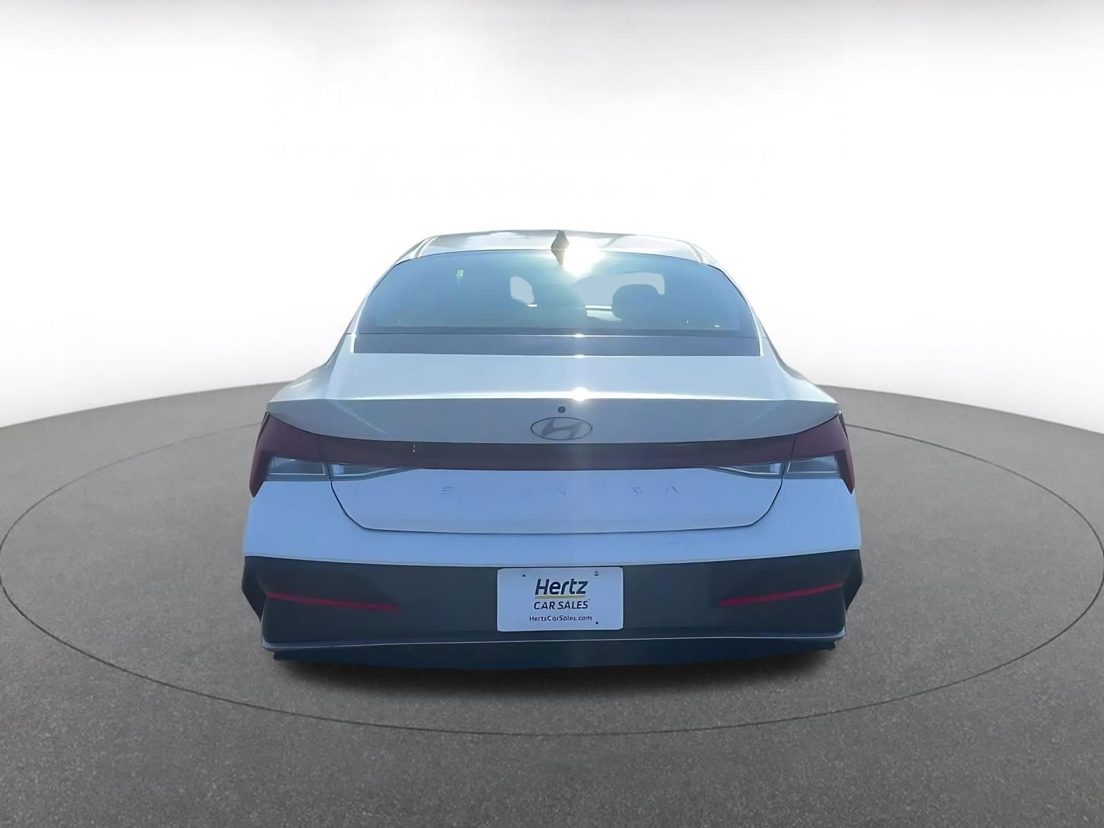 Used 2025 Hyundai Elantra SEL image 12