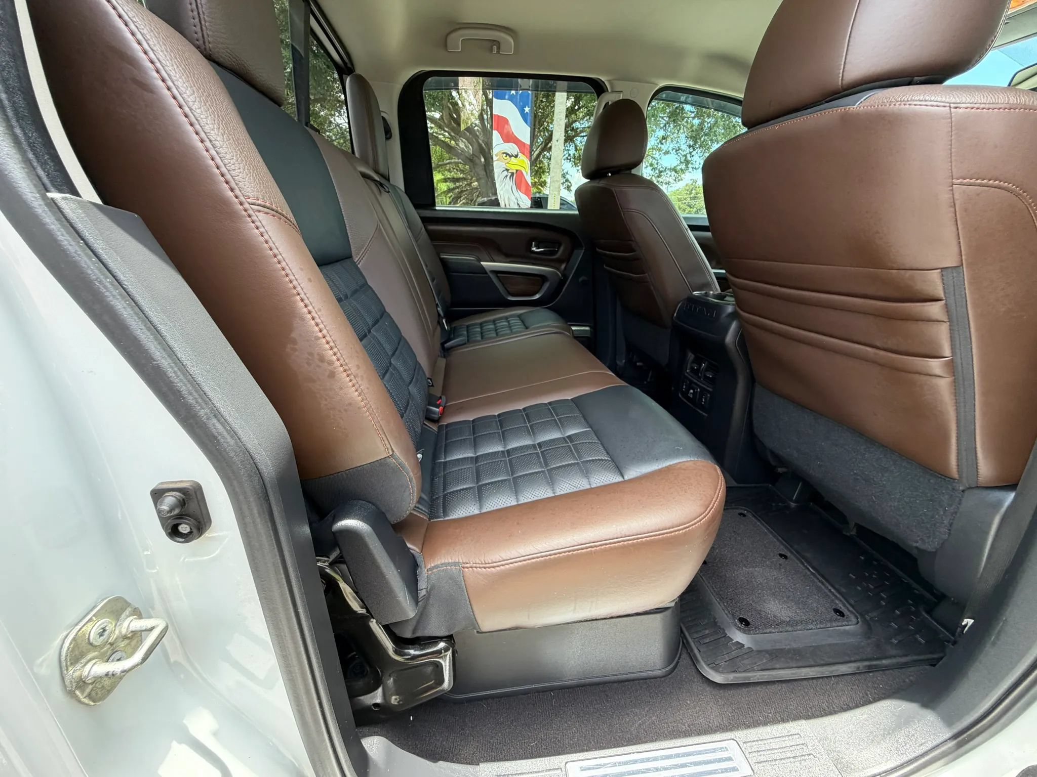 Used 2017 Nissan Titan Platinum Reserve AWD/4WD image 20