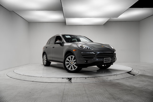 Used 2014 Porsche Cayenne Diesel Platinum Edition AWD/4WD image 58