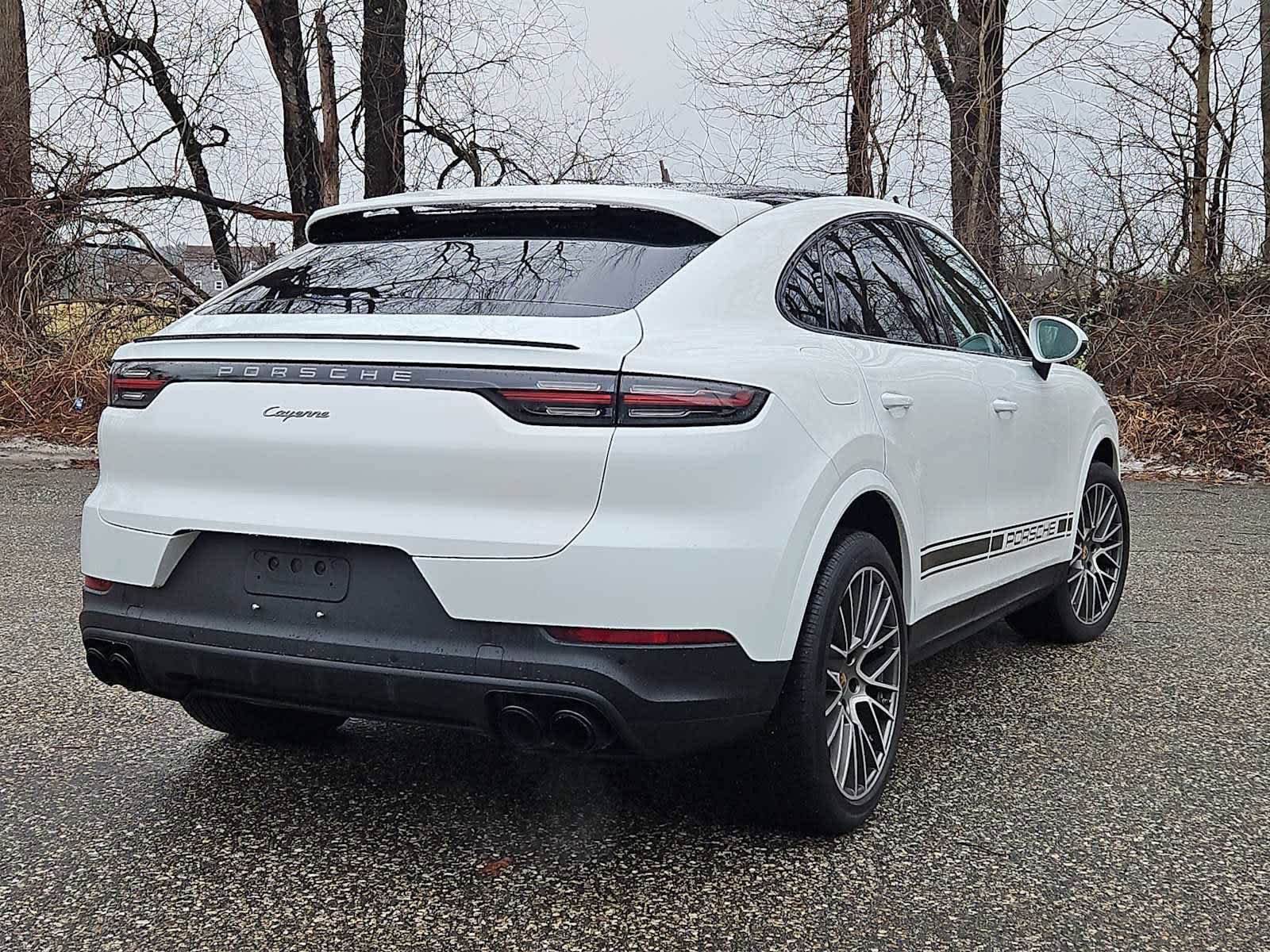 Certified 2023 Porsche Cayenne Platinum Edition AWD/4WD image 6