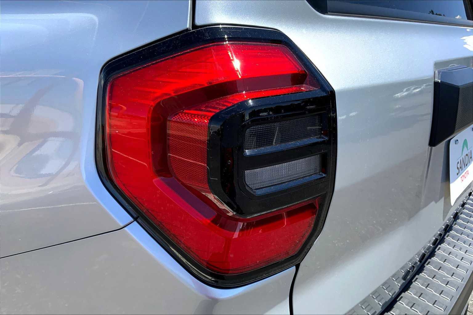 Used 2025 Toyota 4Runner SR5 image 24