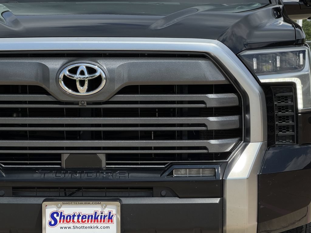 Used 2024 Toyota Tundra Limited AWD/4WD image 8