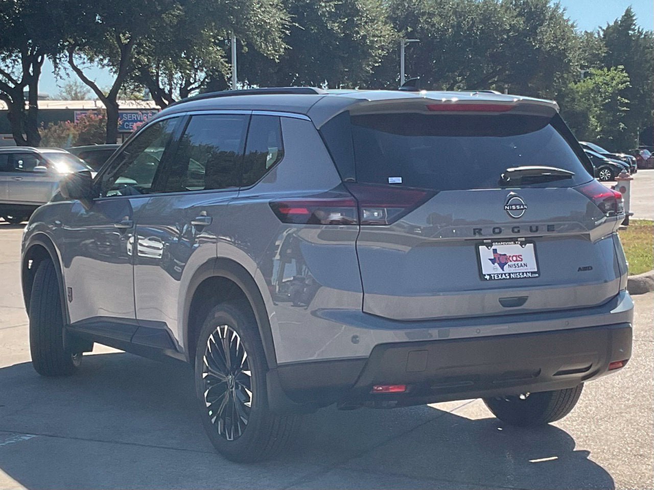 New 2027 Nissan Rogue Dark Armor AWD/4WD image 6