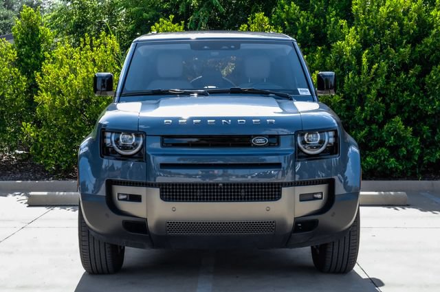 Used 2026 Land Rover Defender 110 S AWD/4WD image 3