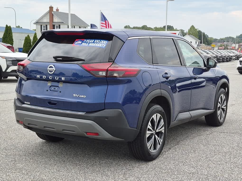 Used 2021 Nissan Rogue SV AWD/4WD image 3