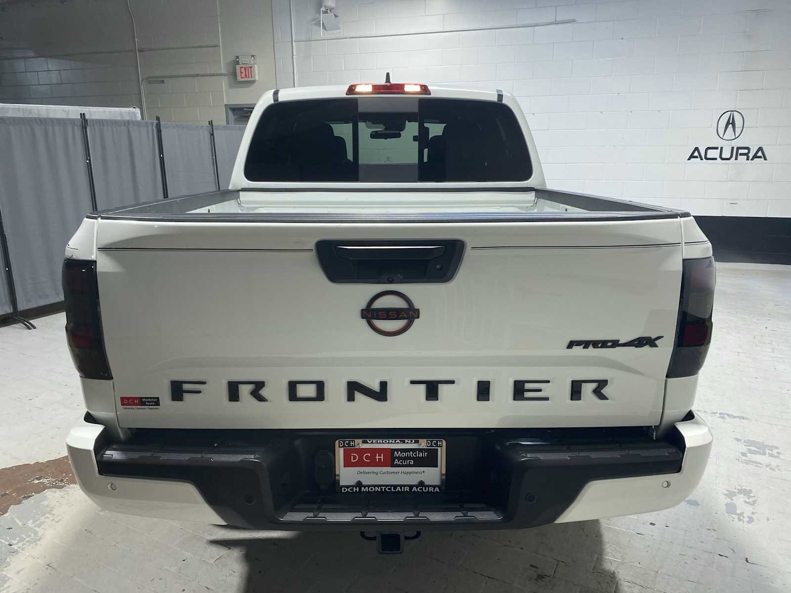 Used 2023 Nissan Frontier PRO-4X w/ Technology Package AWD/4WD image 5