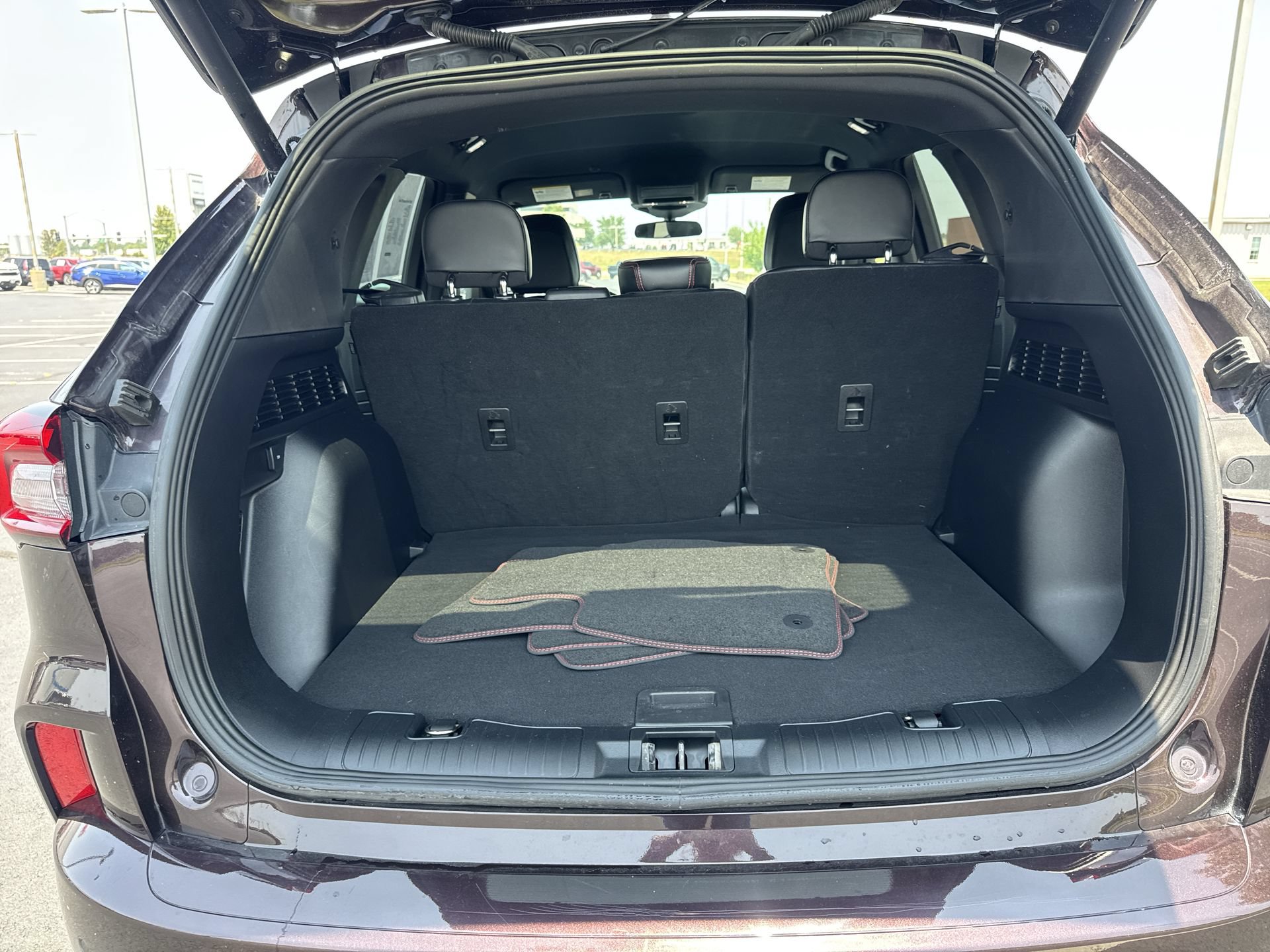 Used 2023 Ford Escape ST-Line w/ Tech Pack #1 AWD/4WD image 23