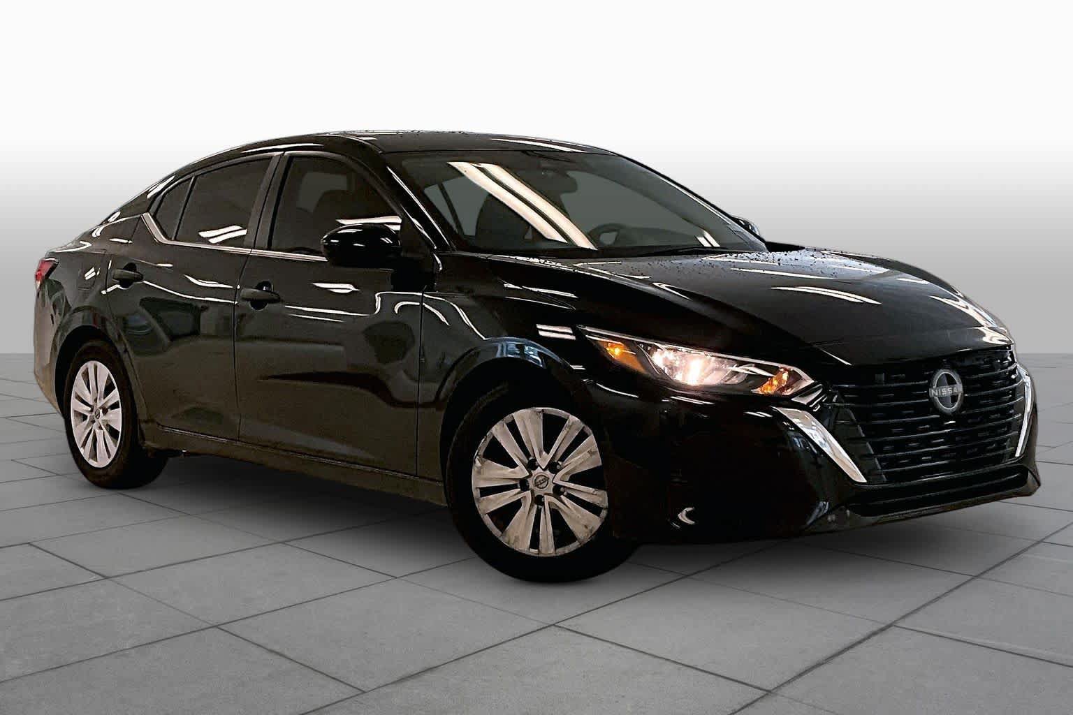 Used 2024 Nissan Sentra S FWD image 2