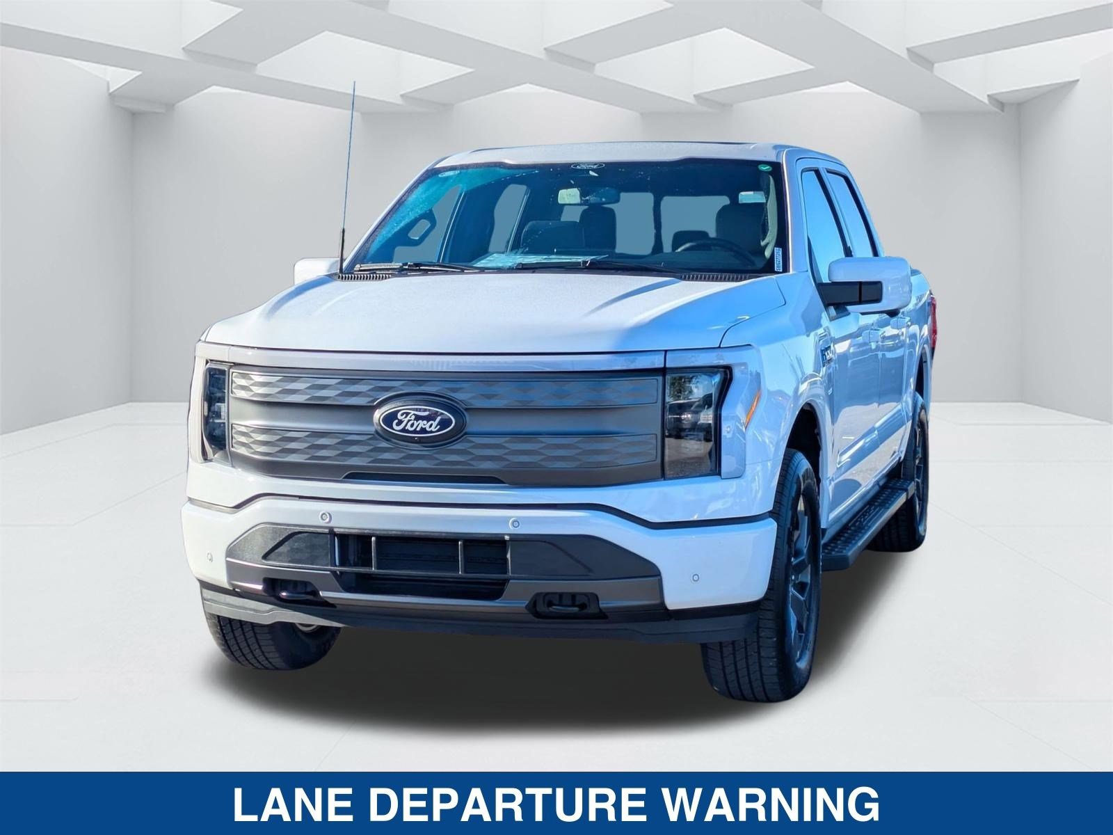 New 2025 Ford F150 Lightning Lariat image 8