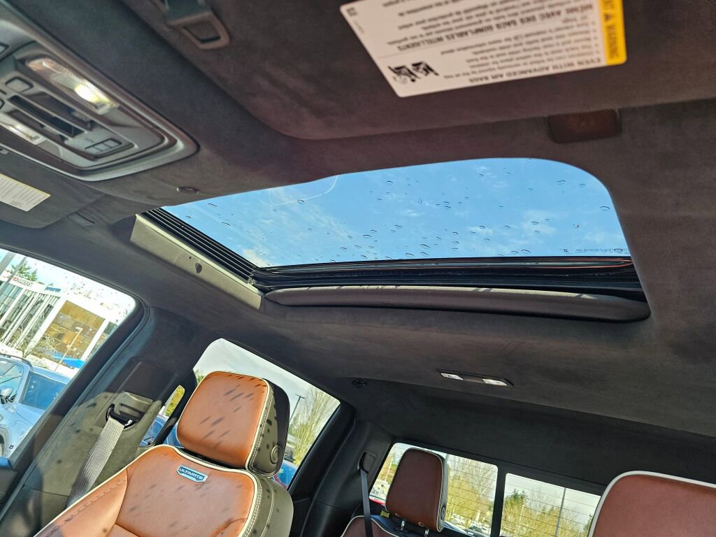 Used 2025 GMC Sierra 1500 Denali Ultimate AWD/4WD image 11