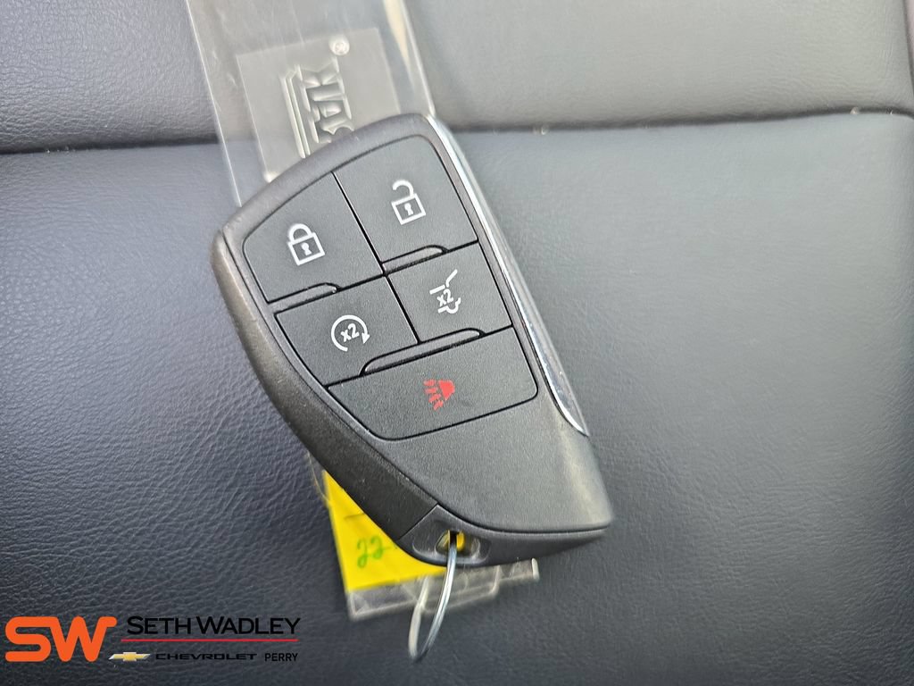 Used 2026 GMC Acadia Elevation w/ Elevation Premium Package FWD image 36
