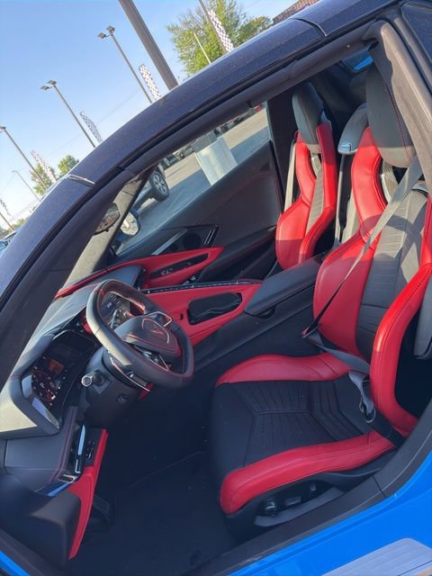 Used 2023 Chevrolet Corvette Stingray Premium Conv w/ Z51 Performance Package RWD image 11
