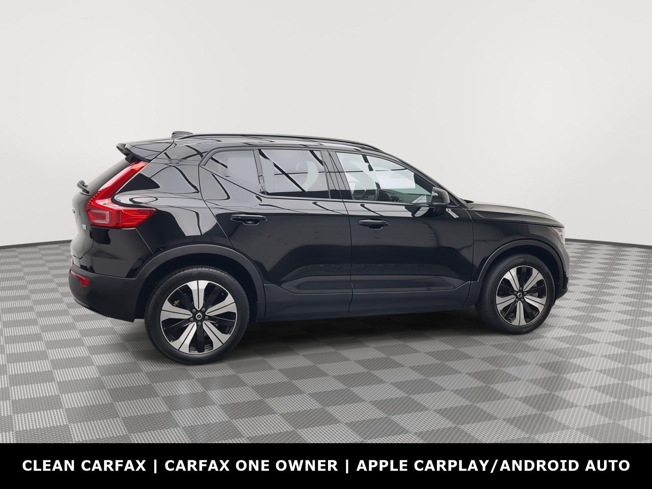 Used 2023 Volvo XC40 Recharge Plus AWD/4WD image 41