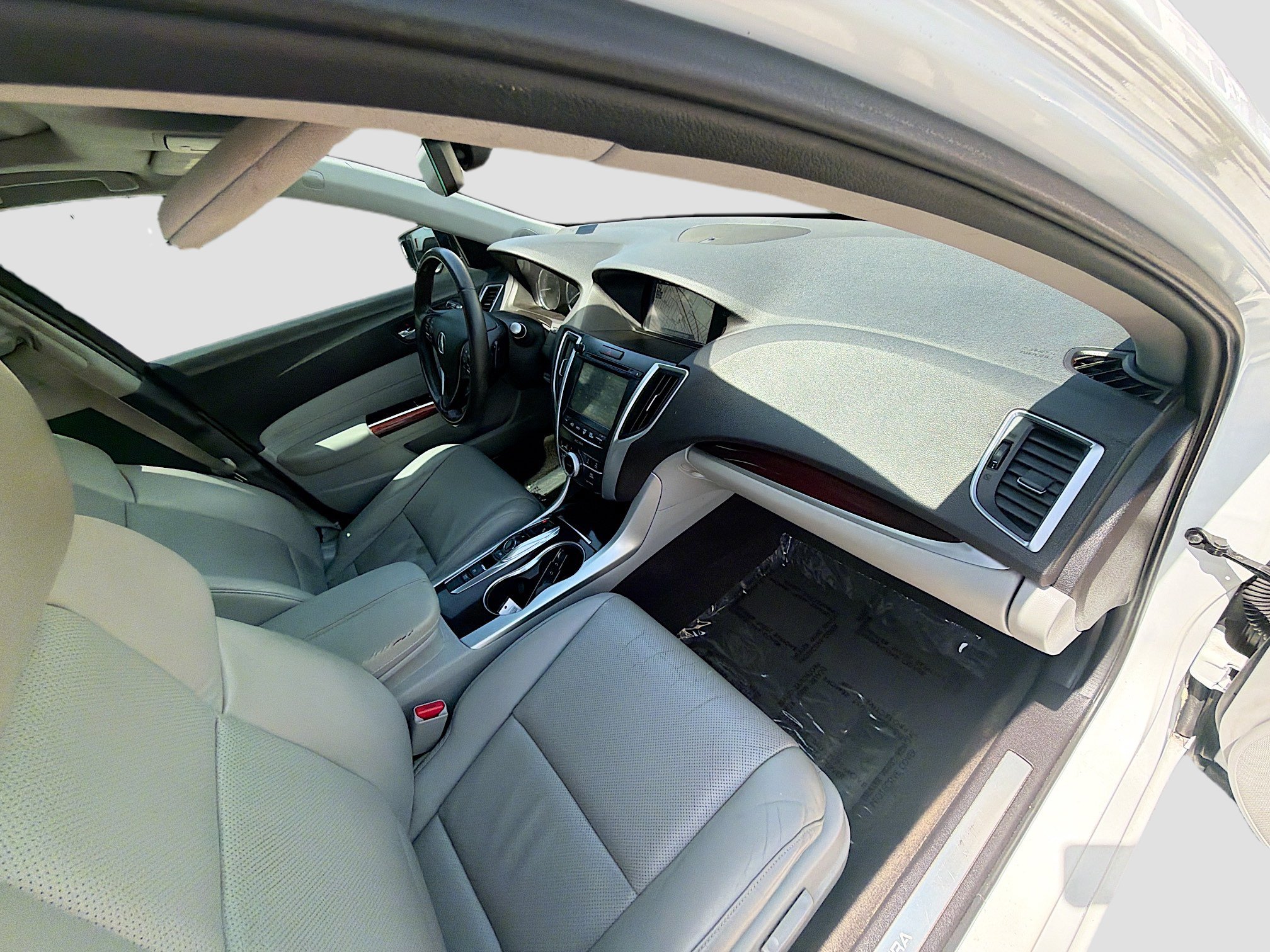 Used 2015 Acura TLX V6 w/ Technology Package FWD image 31