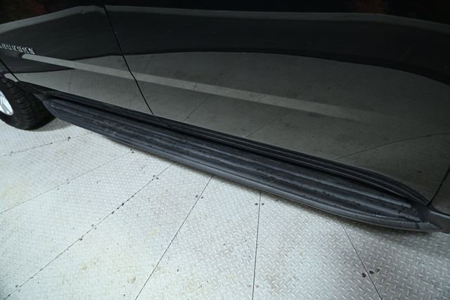 Used 2018 Chevrolet Suburban LT image 12