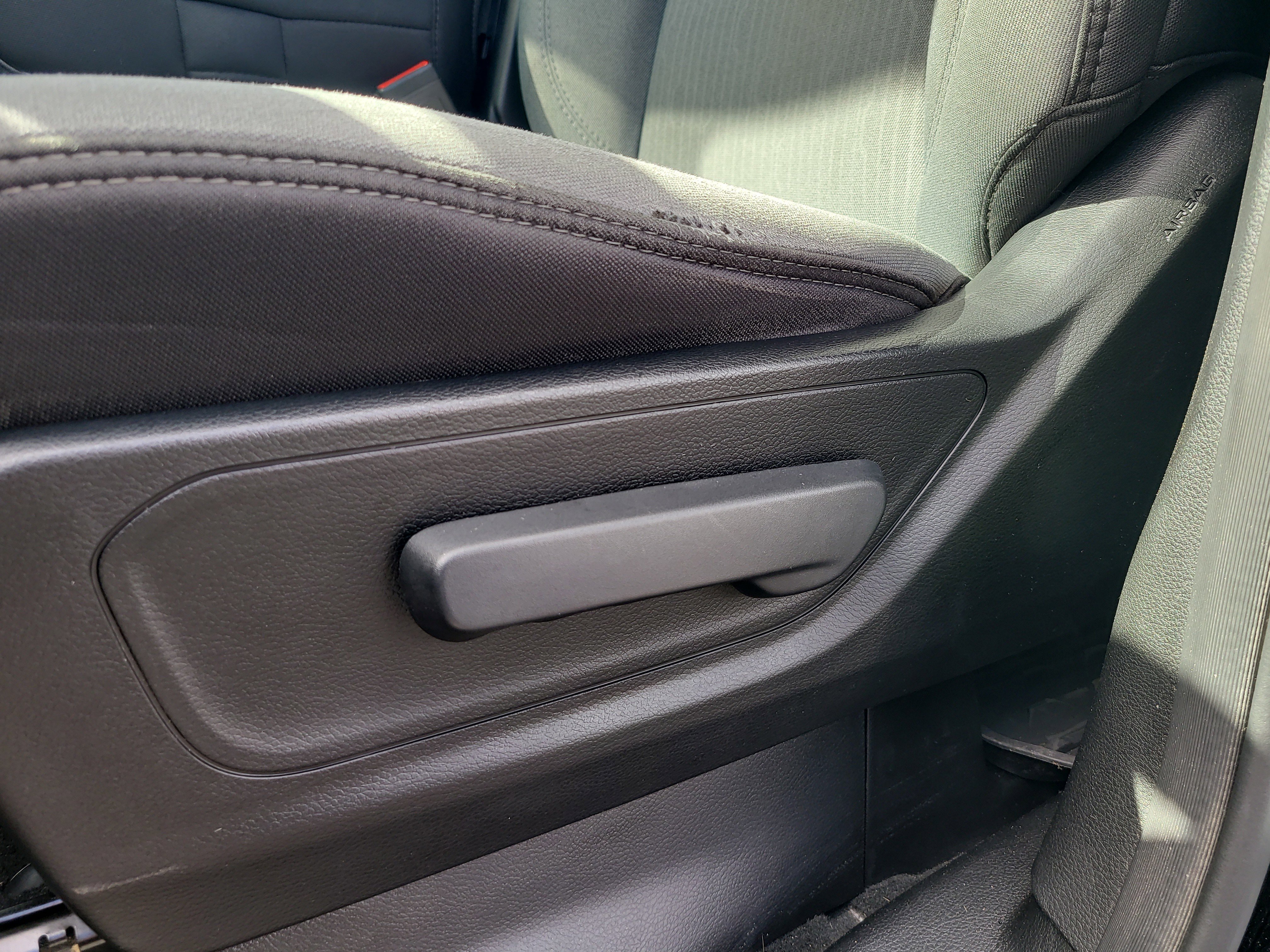 Used 2021 RAM 1500 Big Horn image 18