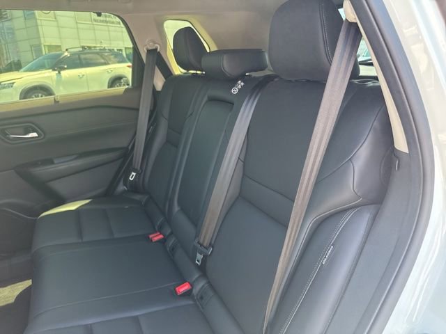 Certified 2023 Nissan Rogue SV w/ SV Premium B Package AWD/4WD image 21