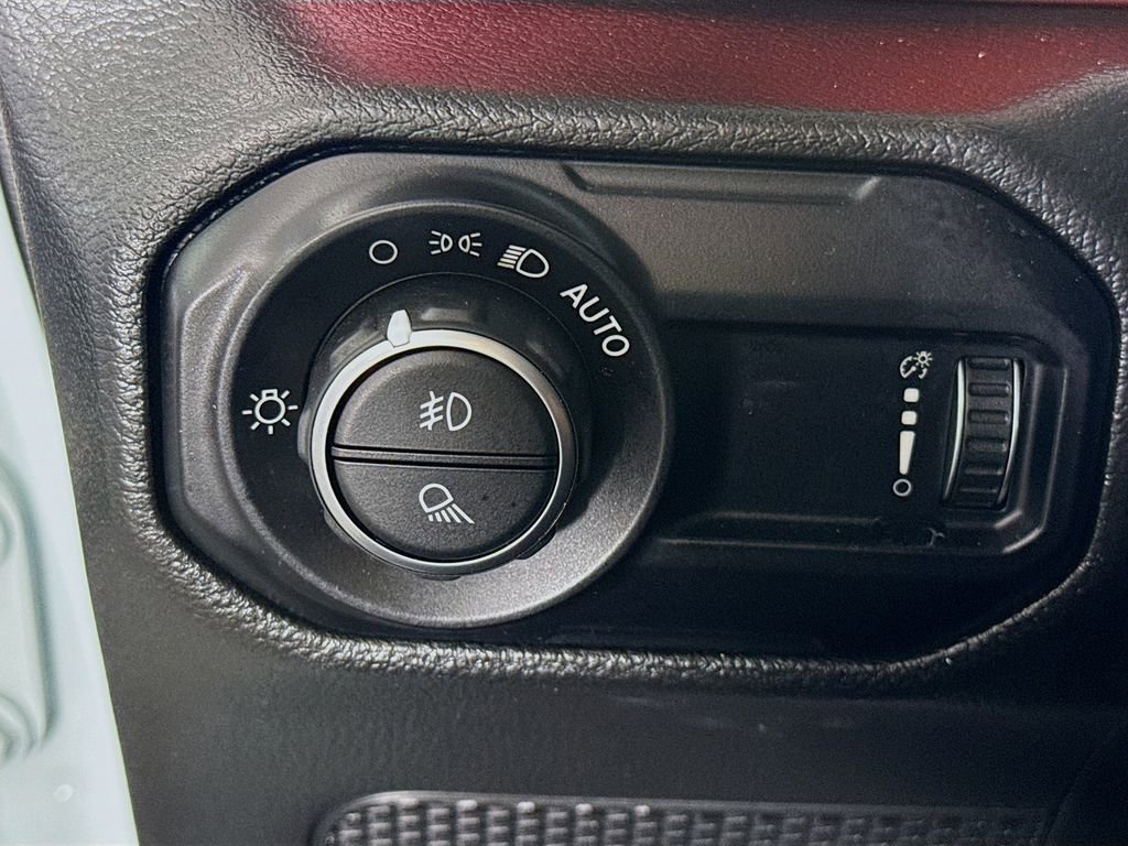 Used 2023 Jeep Gladiator Rubicon image 19