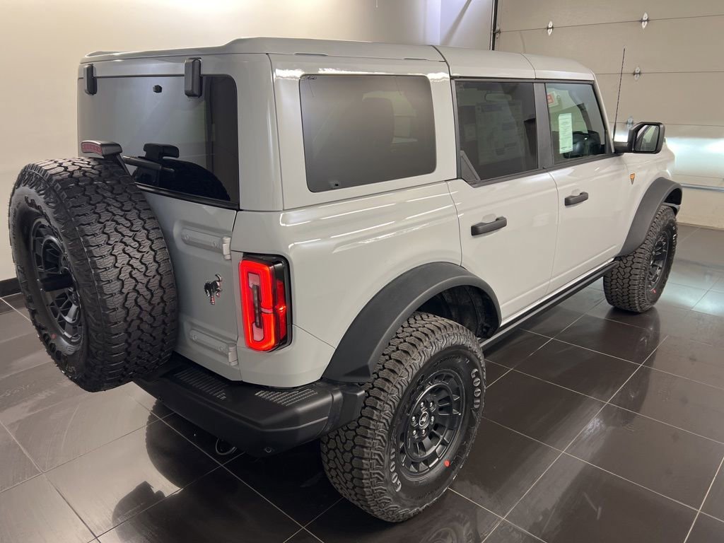 New 2026 Ford Bronco Badlands image 6