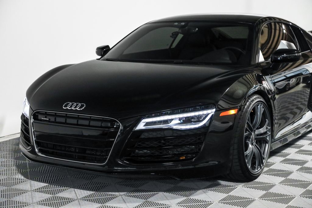 Used 2014 Audi R8 V8 image 19