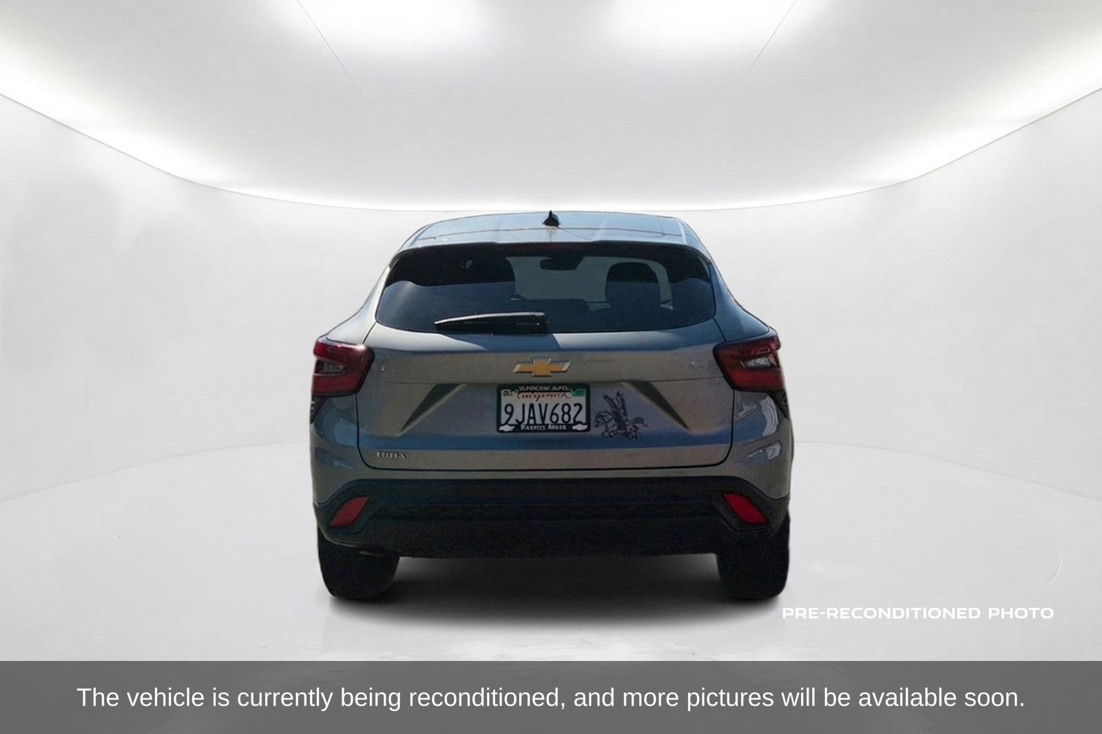 Used 2024 Chevrolet Trax LS FWD image 7