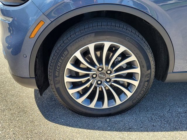 Used 2021 Lincoln Aviator Reserve w/ Elements Package Plus AWD/4WD image 8
