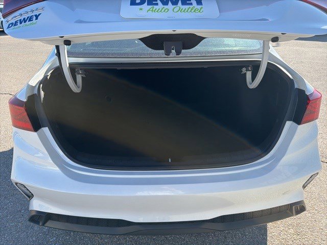 Used 2023 Kia Forte LXS image 14