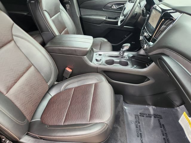 Used 2024 Chevrolet Traverse High Country FWD image 20