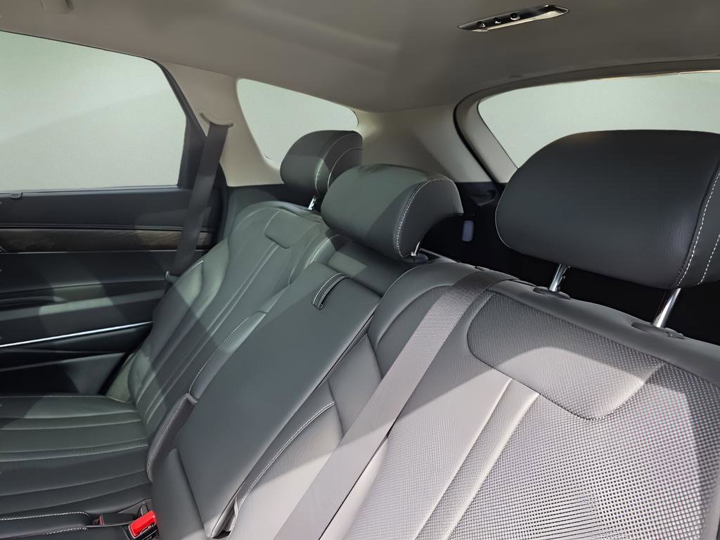 Used 2021 Genesis GV80 3.5T image 26