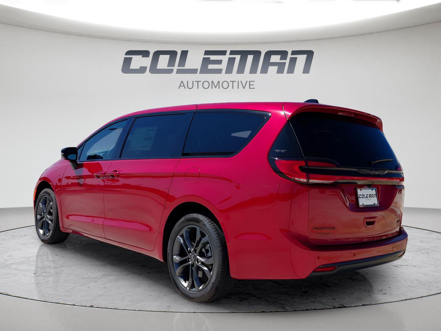 New 2026 Chrysler Pacifica Select AWD/4WD image 3