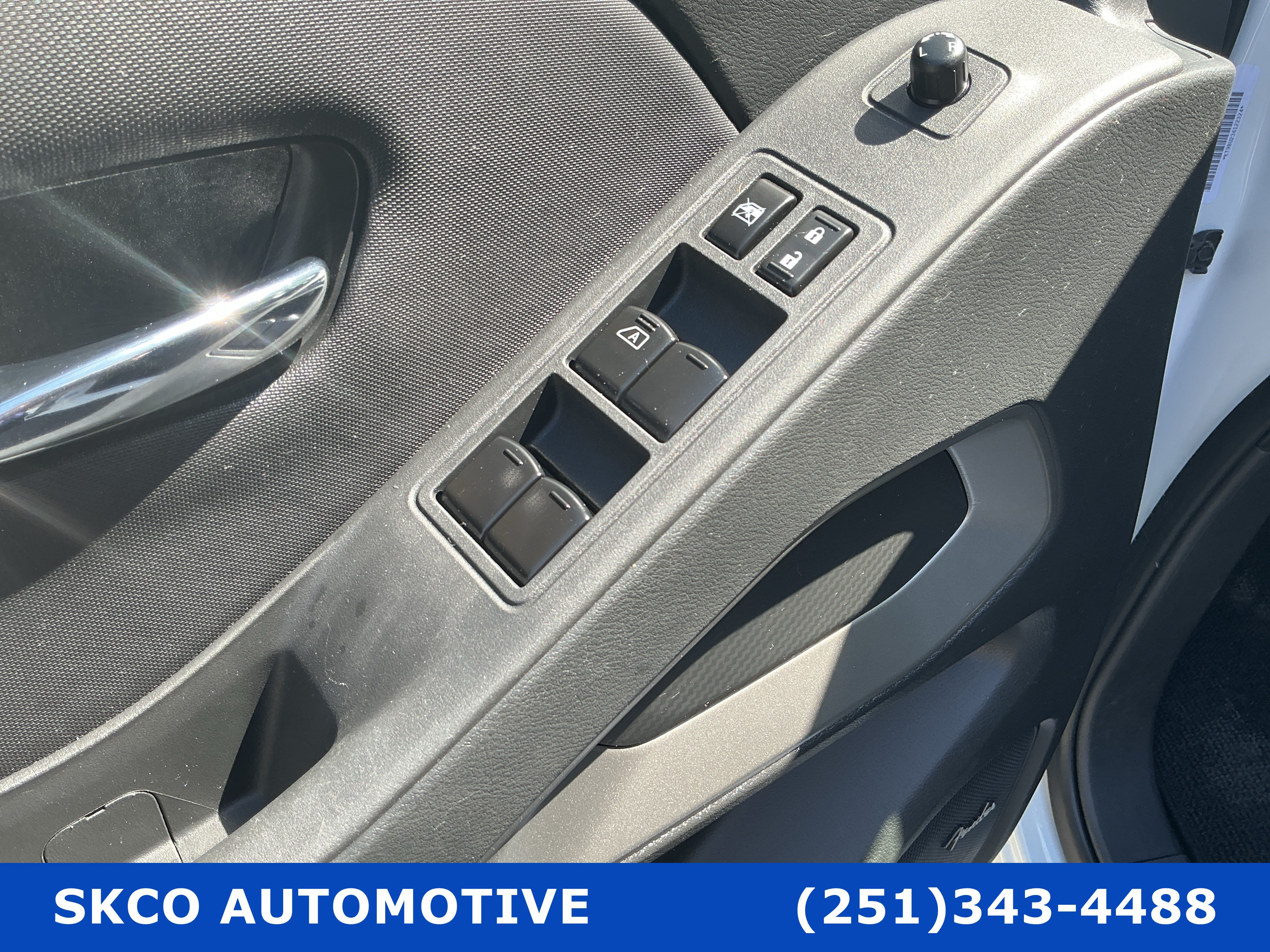 Used 2023 Nissan Frontier SV w/ SV Convenience Package AWD/4WD image 22