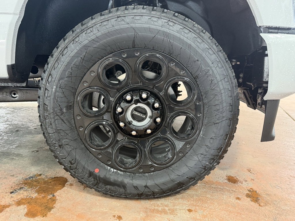 New 2026 Ford F350 Lariat image 10