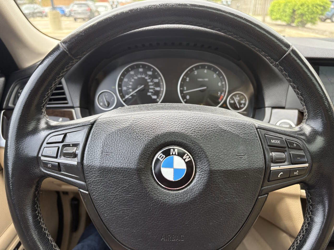 Used 2011 BMW 535i Sedan image 40