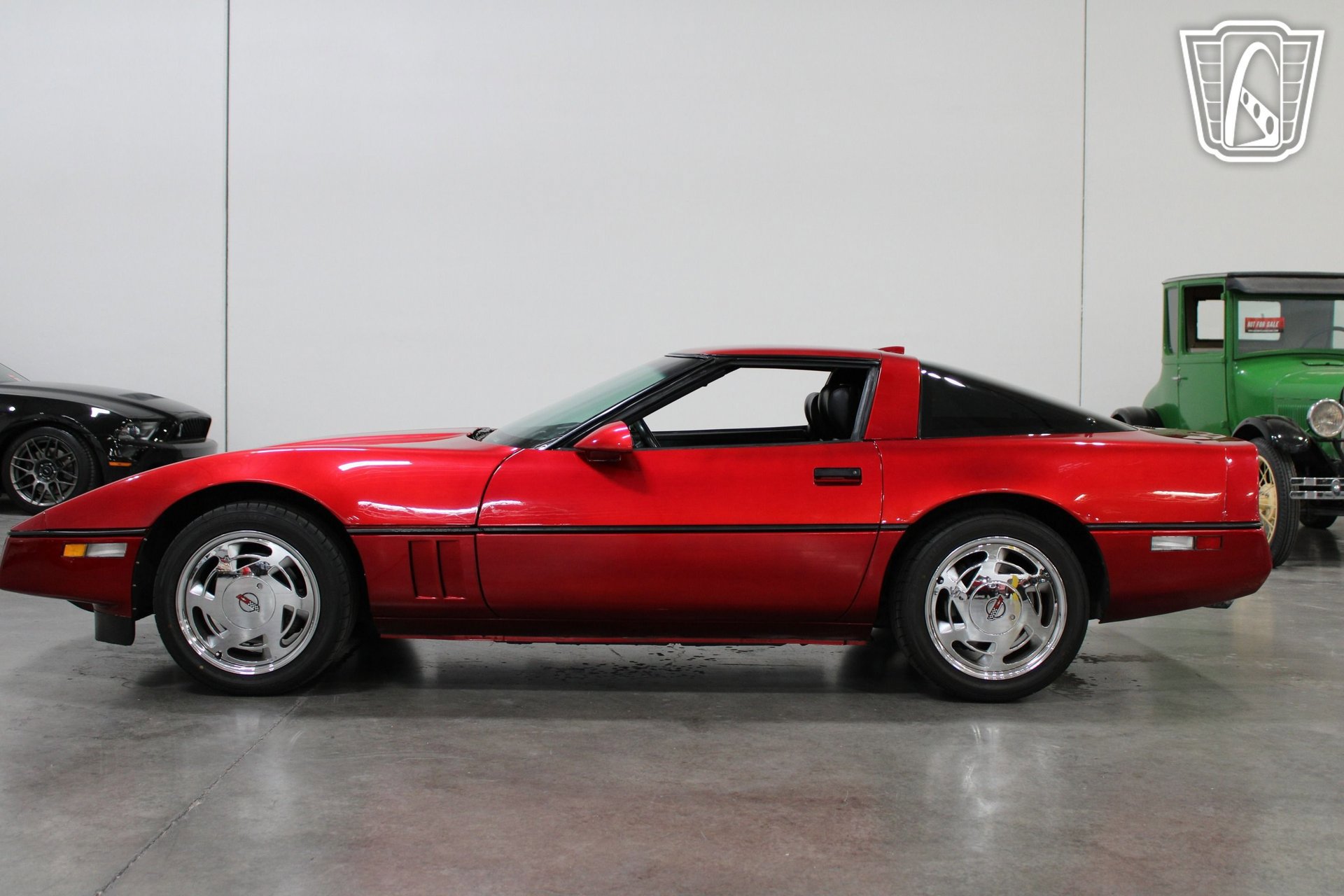 Used 1989 Chevrolet Corvette Coupe RWD image 23