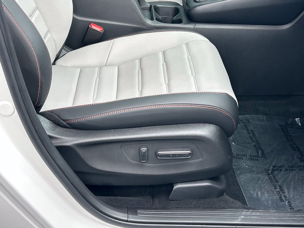 Used 2026 Honda CR-V Sport Touring image 41