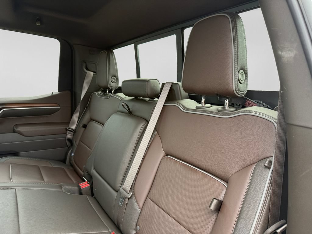 Used 2025 GMC Sierra 1500 Denali w/ Denali Reserve Package AWD/4WD image 39