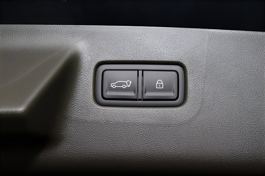 Certified 2025 Hyundai Santa Fe Calligraphy AWD/4WD image 33