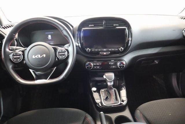 Used 2023 Kia Soul GT-Line FWD image 14
