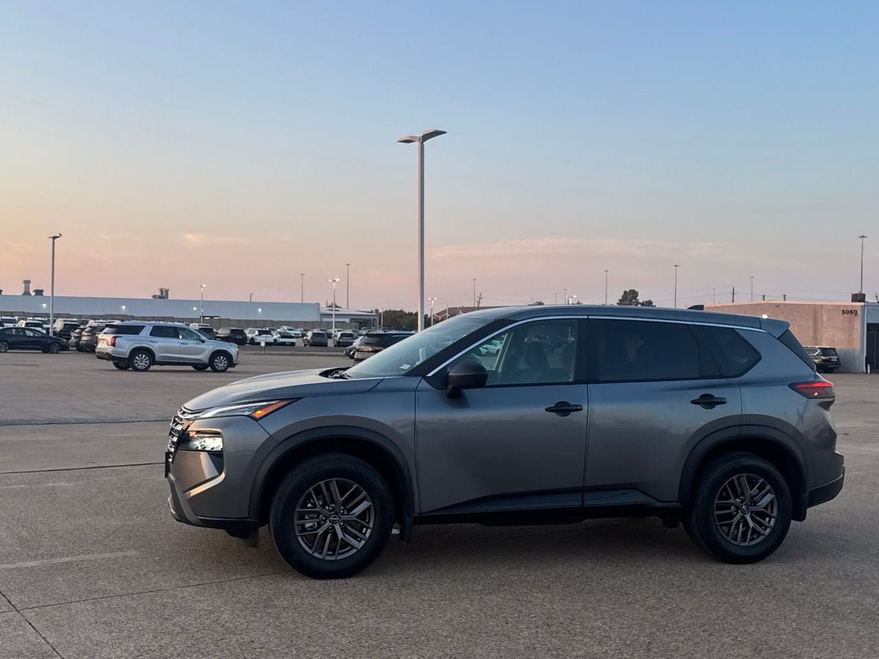 Certified 2024 Nissan Rogue S FWD image 13