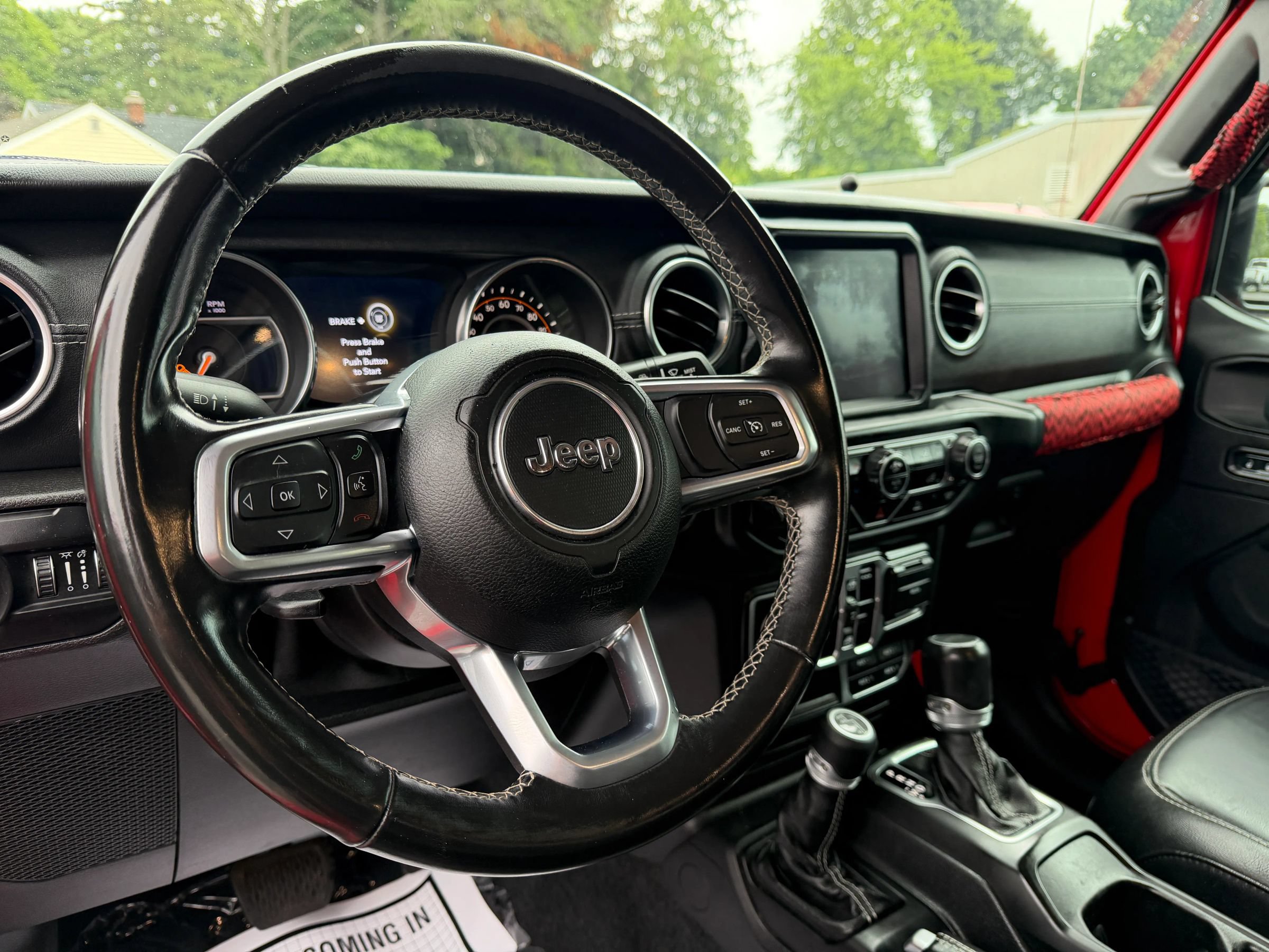 Used 2020 Jeep Gladiator Overland AWD/4WD image 15