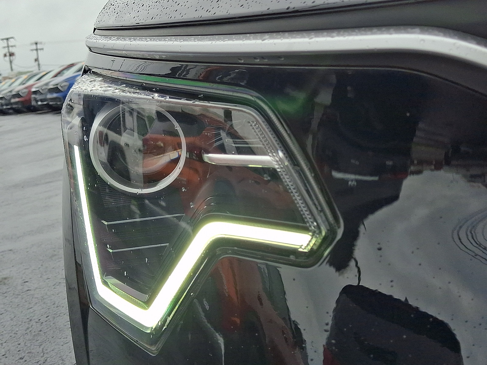 Used 2023 Kia Niro EX FWD image 9