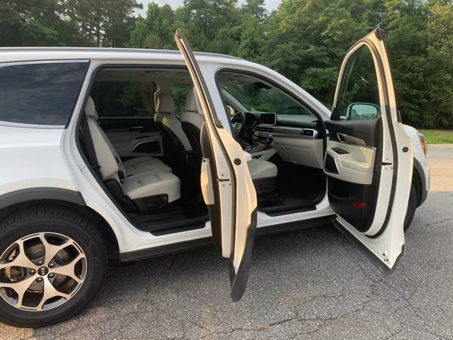 Used 2020 Kia Telluride EX AWD/4WD image 11