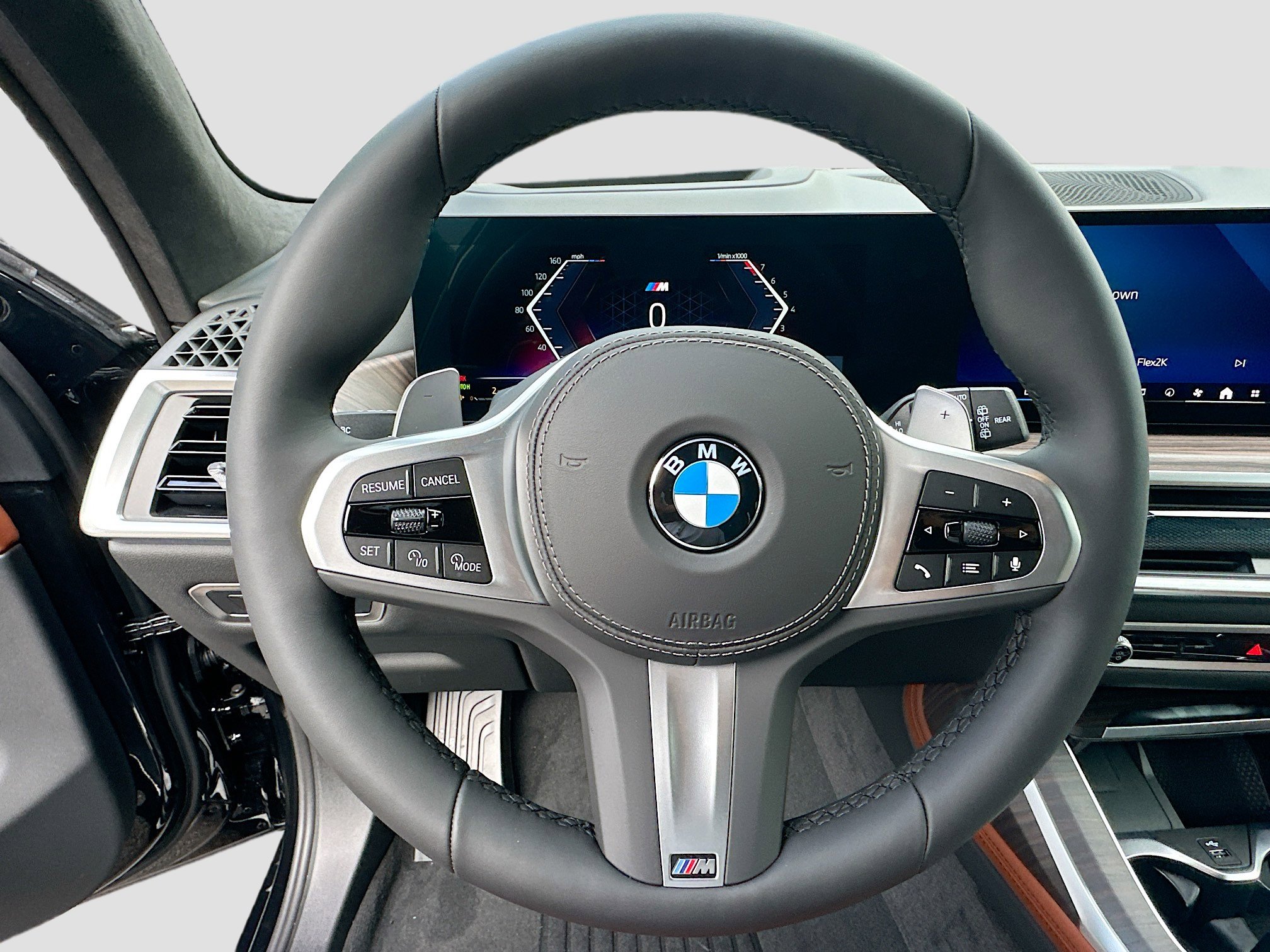 New 2026 BMW X7 xDrive40i w/ M Sport Package image 8