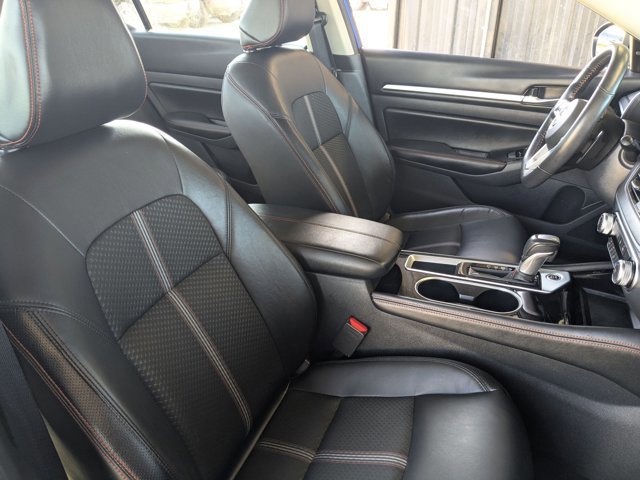 Used 2025 Nissan Altima 2.5 SR image 20