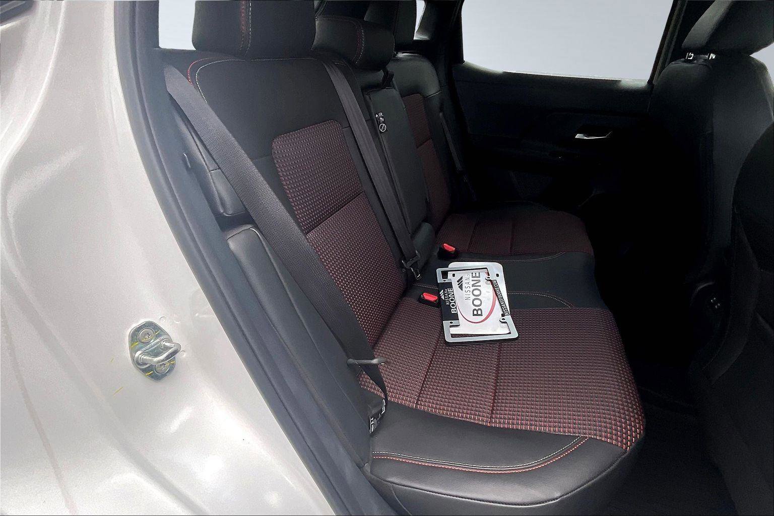 New 2025 Nissan Kicks SR image 10